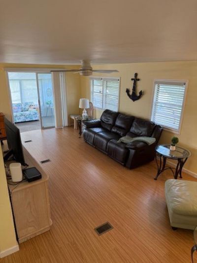 8217 SE Swan Avenue, Hobe Sound, FL 33455 Photo