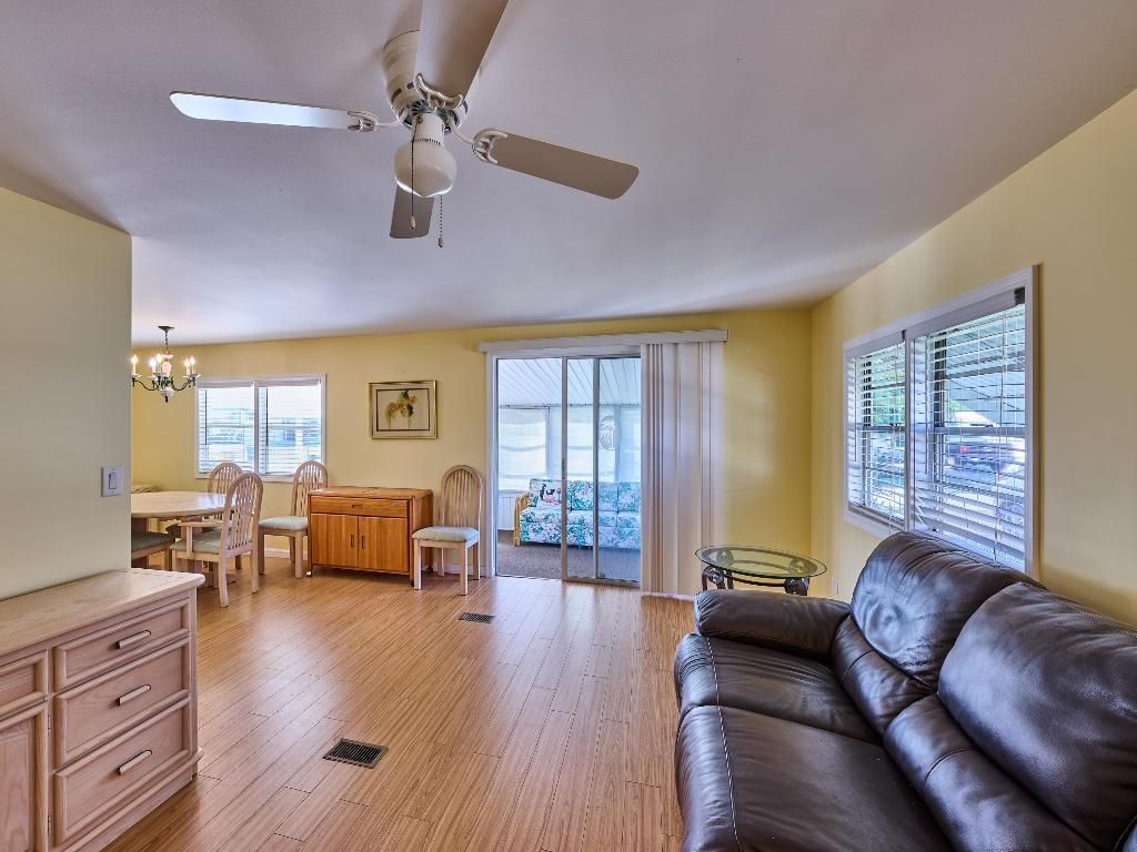 8217 SE Swan Avenue, Hobe Sound, FL 33455 Photo