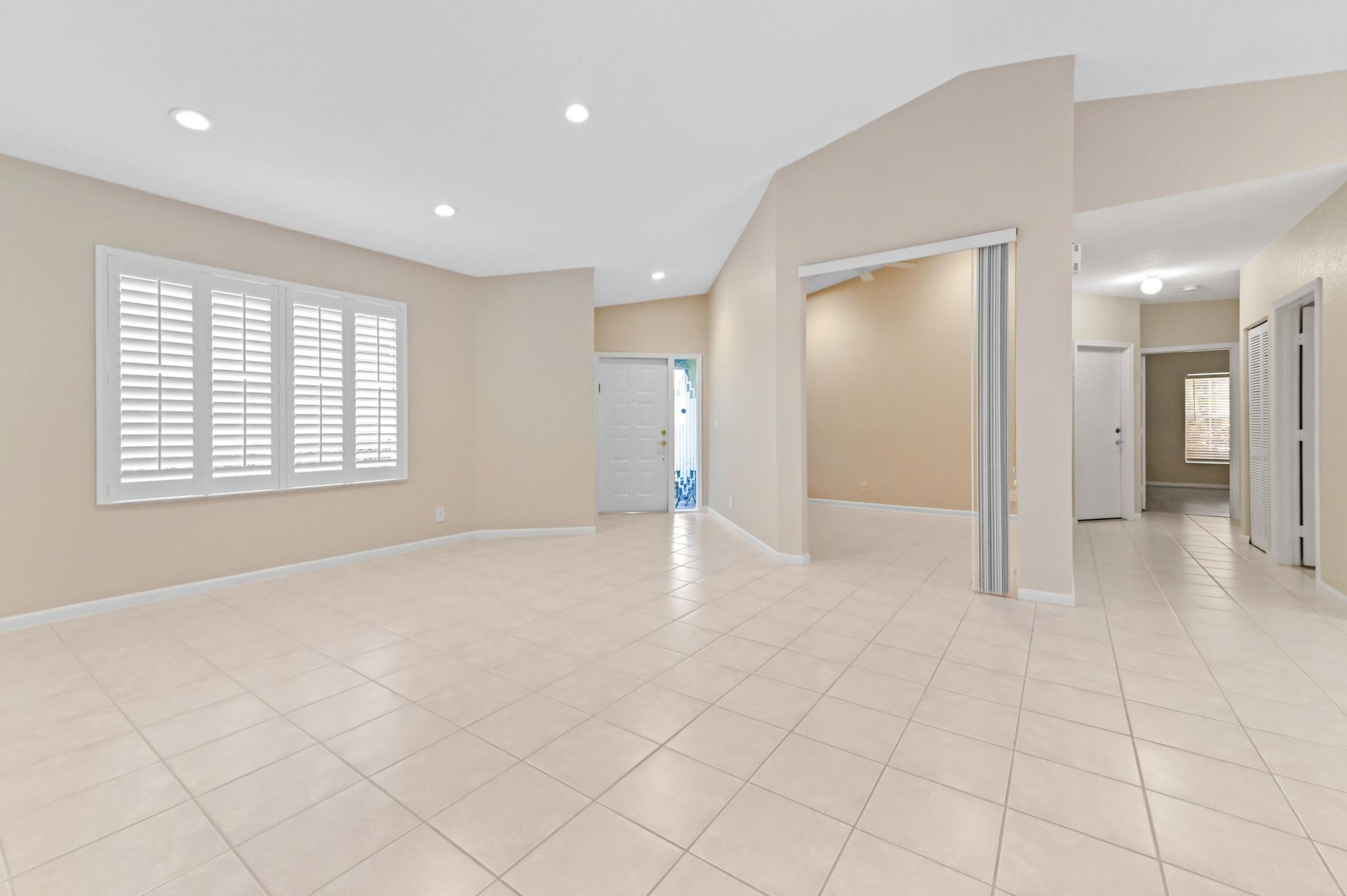9550 Cherry Blossom Court, Boynton Beach, FL 33437 Photo