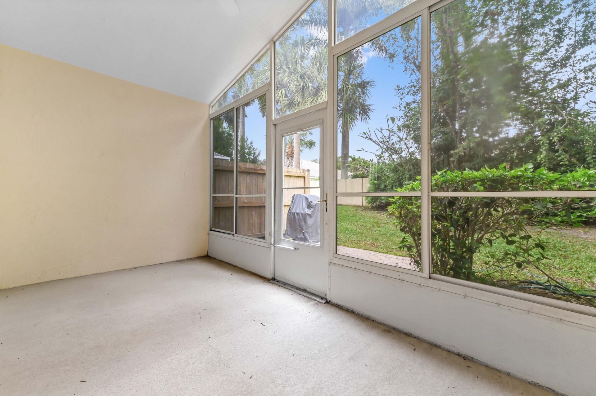 9550 Cherry Blossom Court, Boynton Beach, FL 33437 Photo