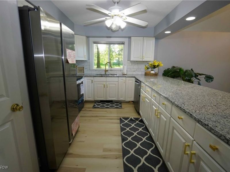 14543 Ensign Road, Burton, OH 44021 Photo 11