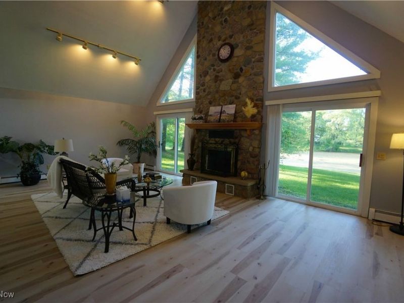 14543 Ensign Road, Burton, OH 44021 Photo 3