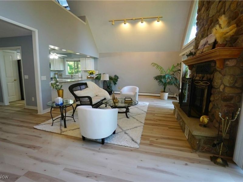 14543 Ensign Road, Burton, OH 44021 Photo 4