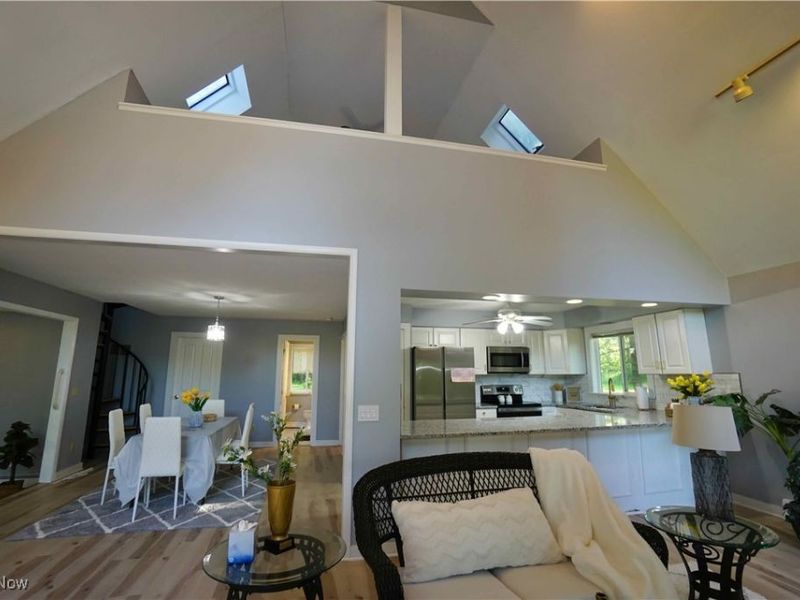 14543 Ensign Road, Burton, OH 44021 Photo 8