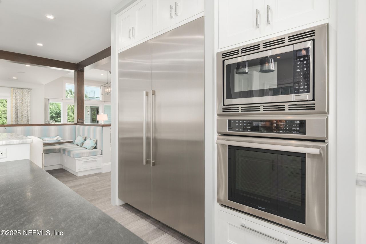 365 8th Street, Atlantic Beach, FL 32233 Photo