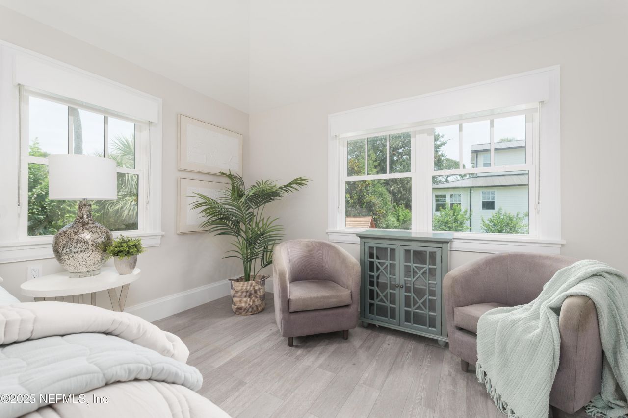 365 8th Street, Atlantic Beach, FL 32233 Photo