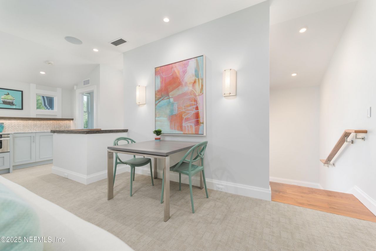 365 8th Street, Atlantic Beach, FL 32233 Photo