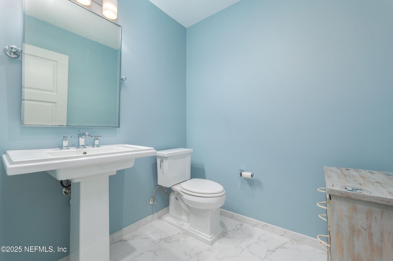 365 8th Street, Atlantic Beach, FL 32233 Photo