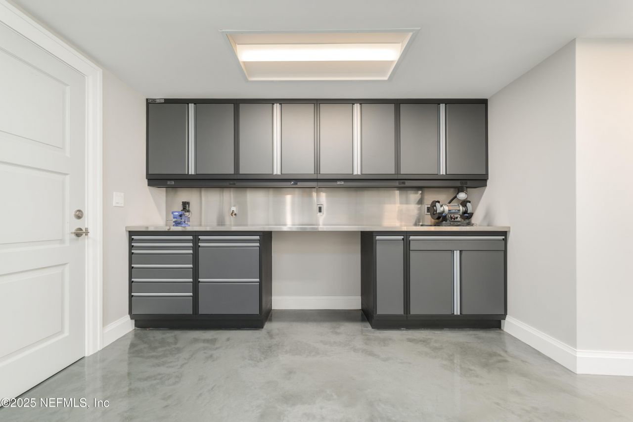 365 8th Street, Atlantic Beach, FL 32233 Photo