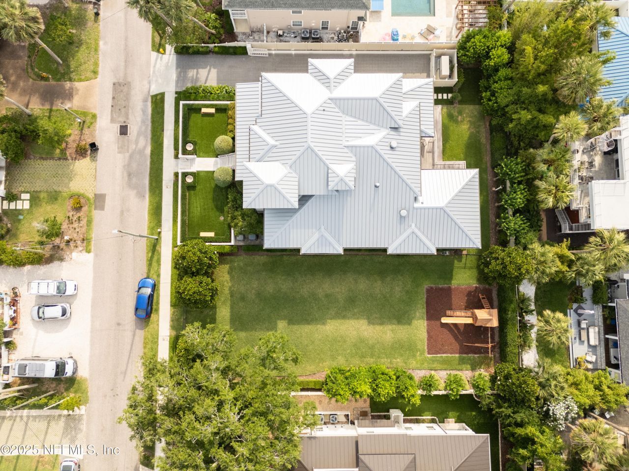 365 8th Street, Atlantic Beach, FL 32233 Photo