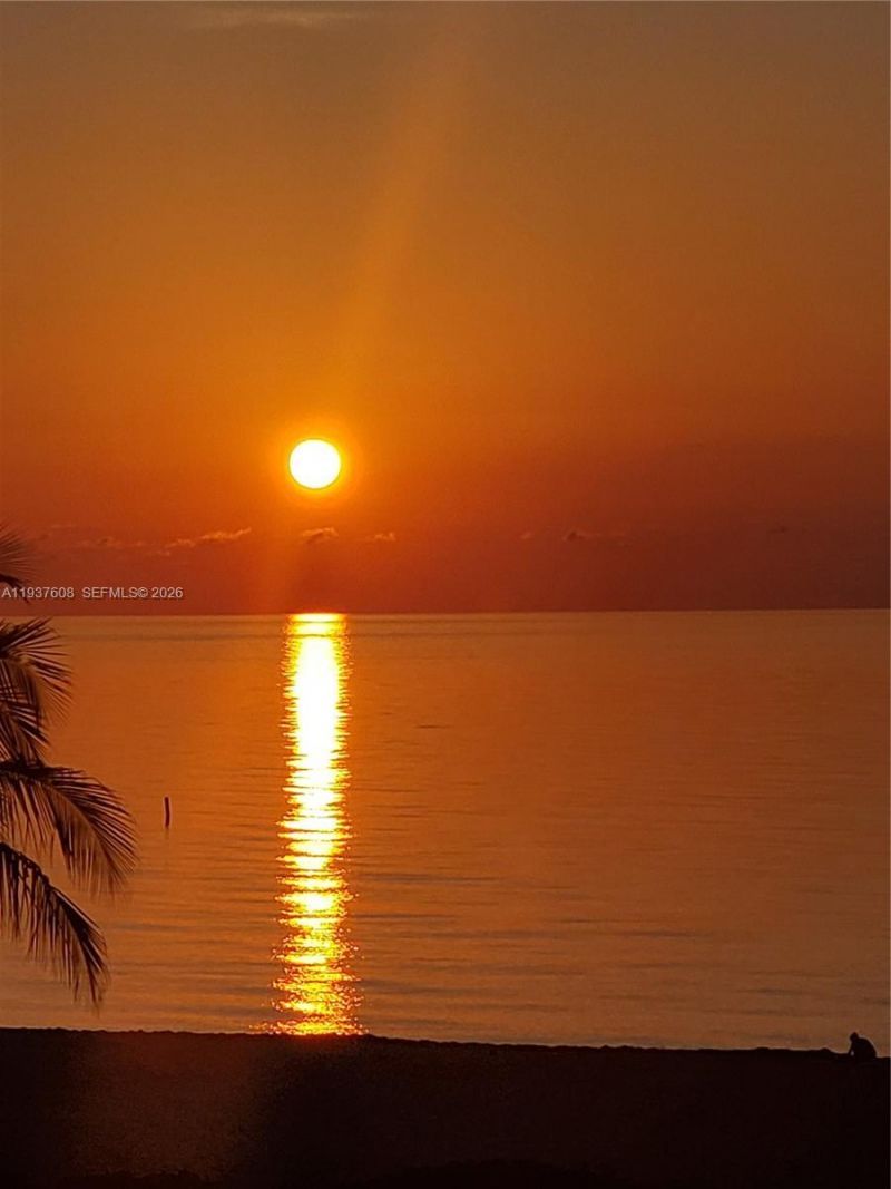 17555 Collins Ave, Unit 308, Sunny Isles Beach, FL 33160 Photo