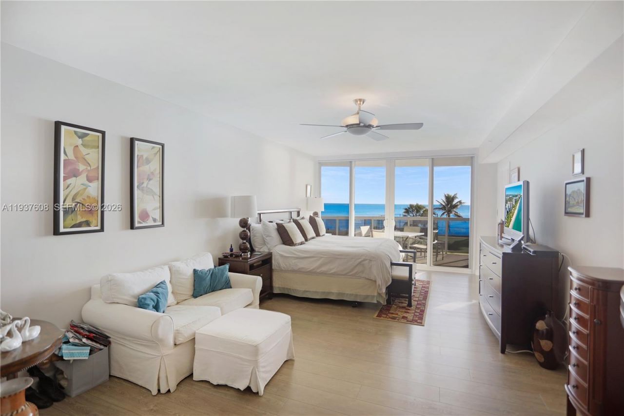 17555 Collins Ave, Unit 308, Sunny Isles Beach, FL 33160 Photo