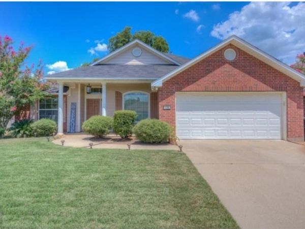 238 Avondale Lane , Bossier City, LA 71112