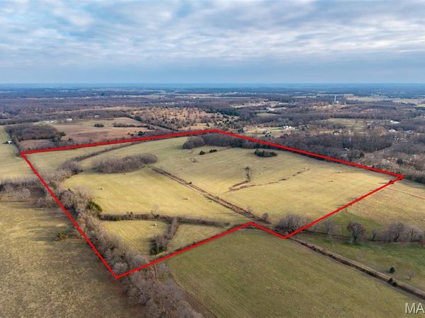 TBD Pine Tree Dr, Lebanon, MO 65536