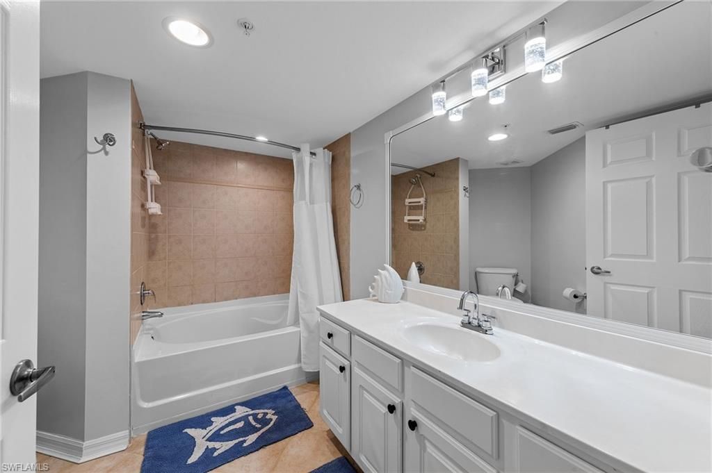 4135 Residence Dr, Unit 624, Fort Myers, FL 33901 Photo