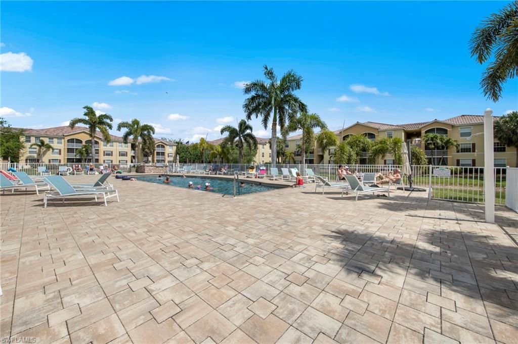 4135 Residence Dr, Unit 624, Fort Myers, FL 33901 Photo