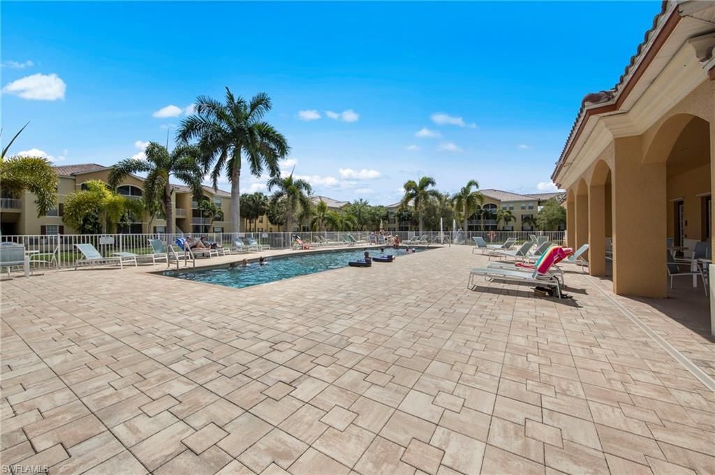 4135 Residence Dr, Unit 624, Fort Myers, FL 33901 Photo