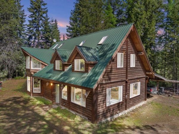 652 Penny Ln, Usk, WA 99180