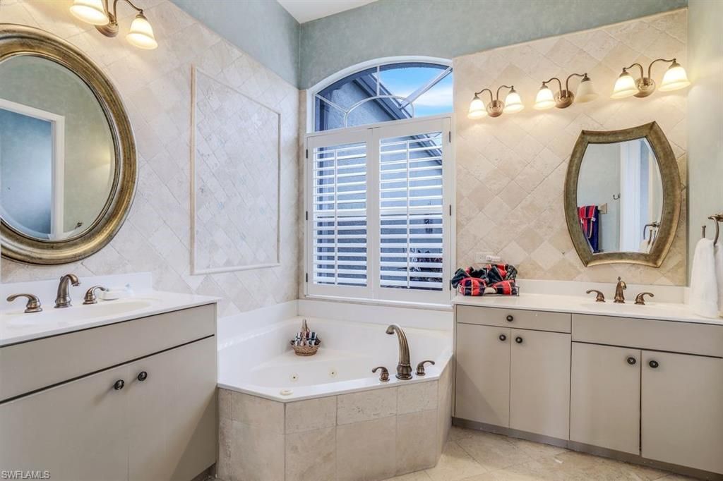 25410 Alicante Dr, Unit 901, Bonita Springs, FL 34134 Photo