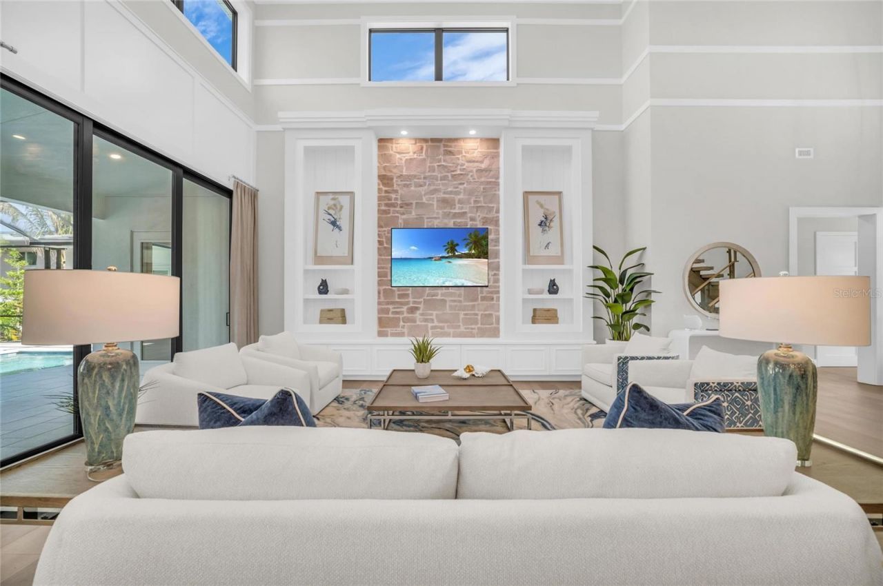1516 S Orange Avenue, Sarasota, FL 34239 Photo