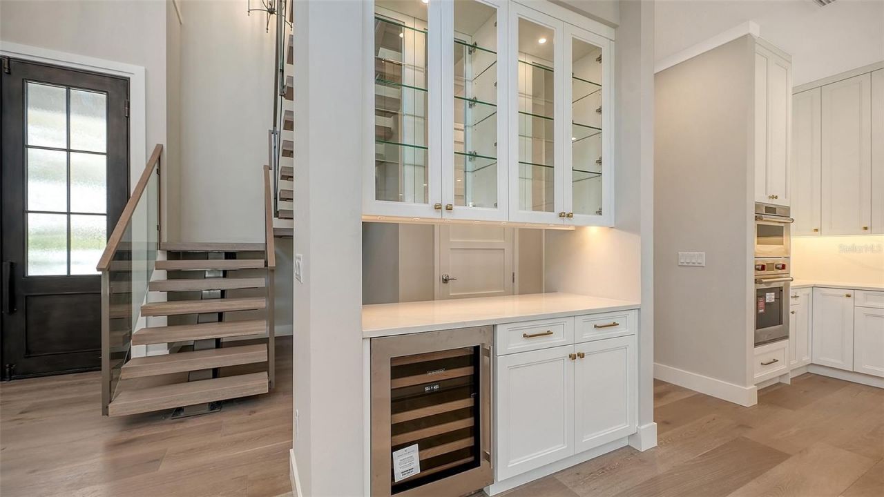 1516 S Orange Avenue, Sarasota, FL 34239 Photo