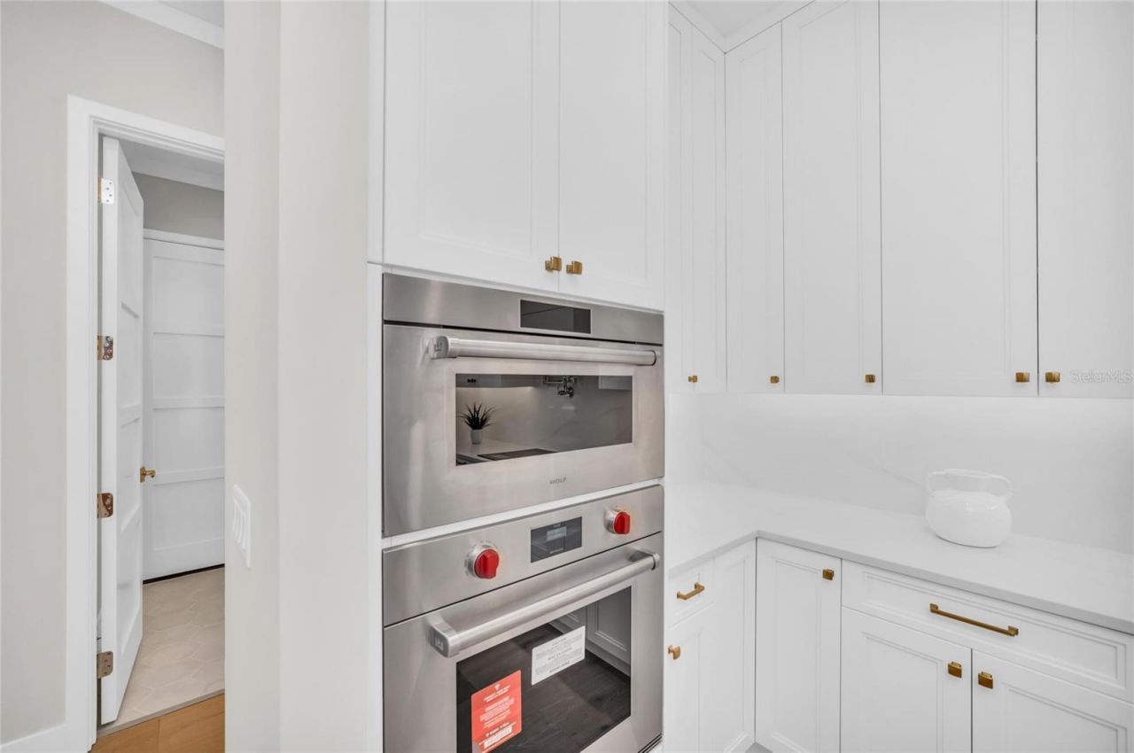1516 S Orange Avenue, Sarasota, FL 34239 Photo