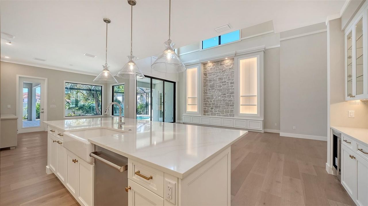 1516 S Orange Avenue, Sarasota, FL 34239 Photo