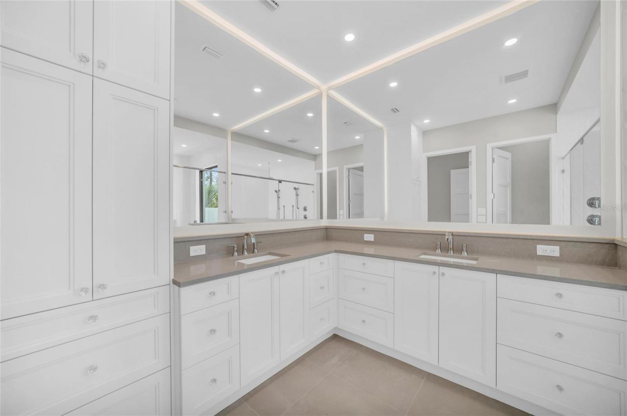 1516 S Orange Avenue, Sarasota, FL 34239 Photo
