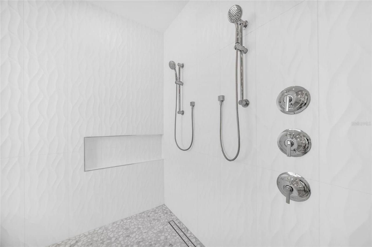 1516 S Orange Avenue, Sarasota, FL 34239 Photo