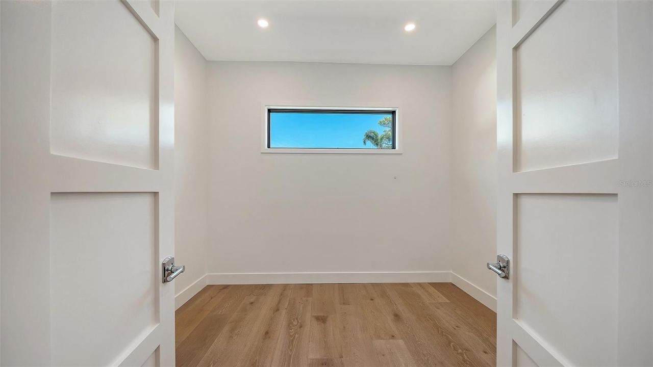 1516 S Orange Avenue, Sarasota, FL 34239 Photo