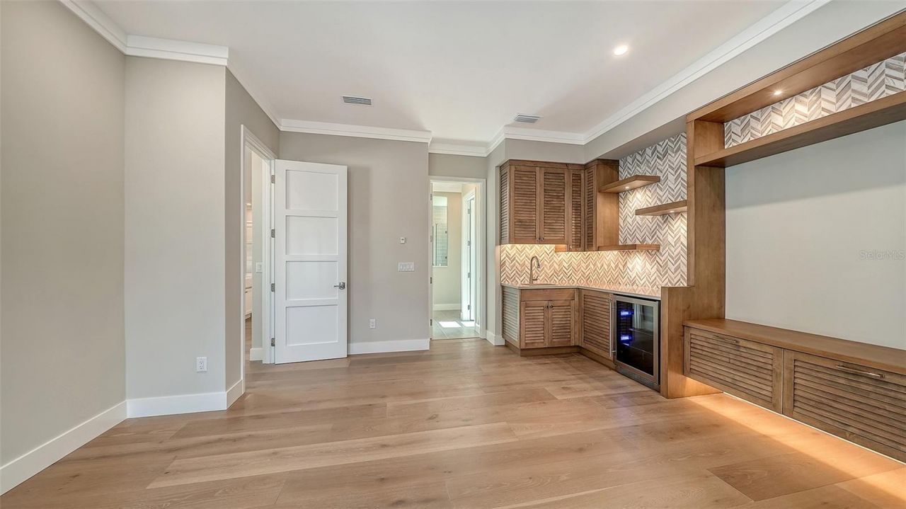 1516 S Orange Avenue, Sarasota, FL 34239 Photo