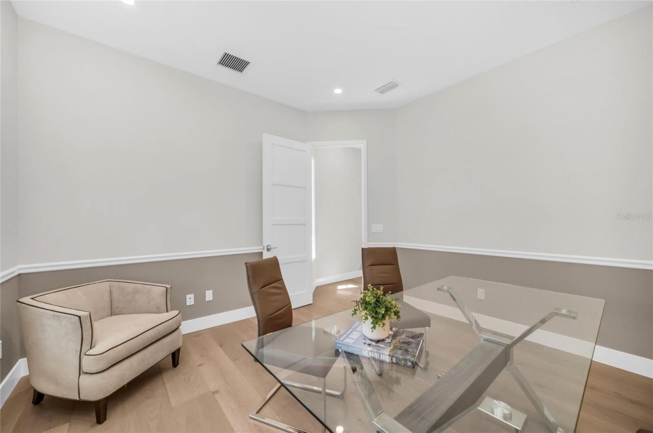 1516 S Orange Avenue, Sarasota, FL 34239 Photo