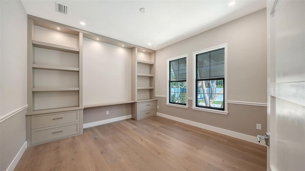 1516 S Orange Avenue, Sarasota, FL 34239 Photo