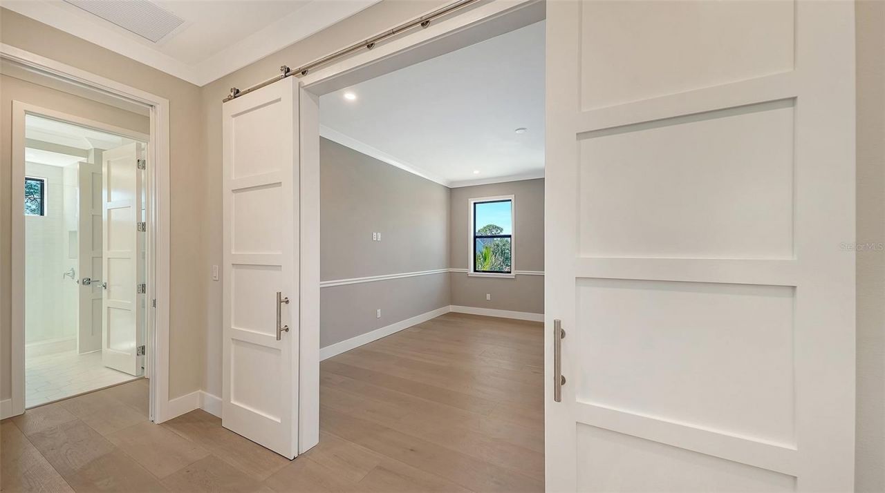 1516 S Orange Avenue, Sarasota, FL 34239 Photo