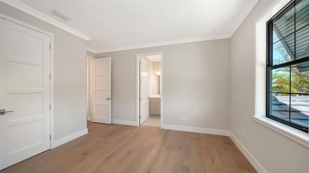 1516 S Orange Avenue, Sarasota, FL 34239 Photo