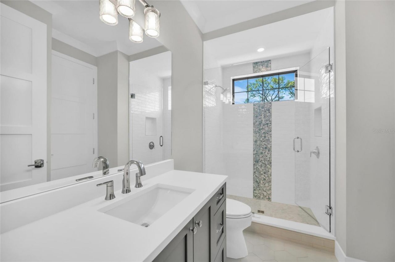 1516 S Orange Avenue, Sarasota, FL 34239 Photo