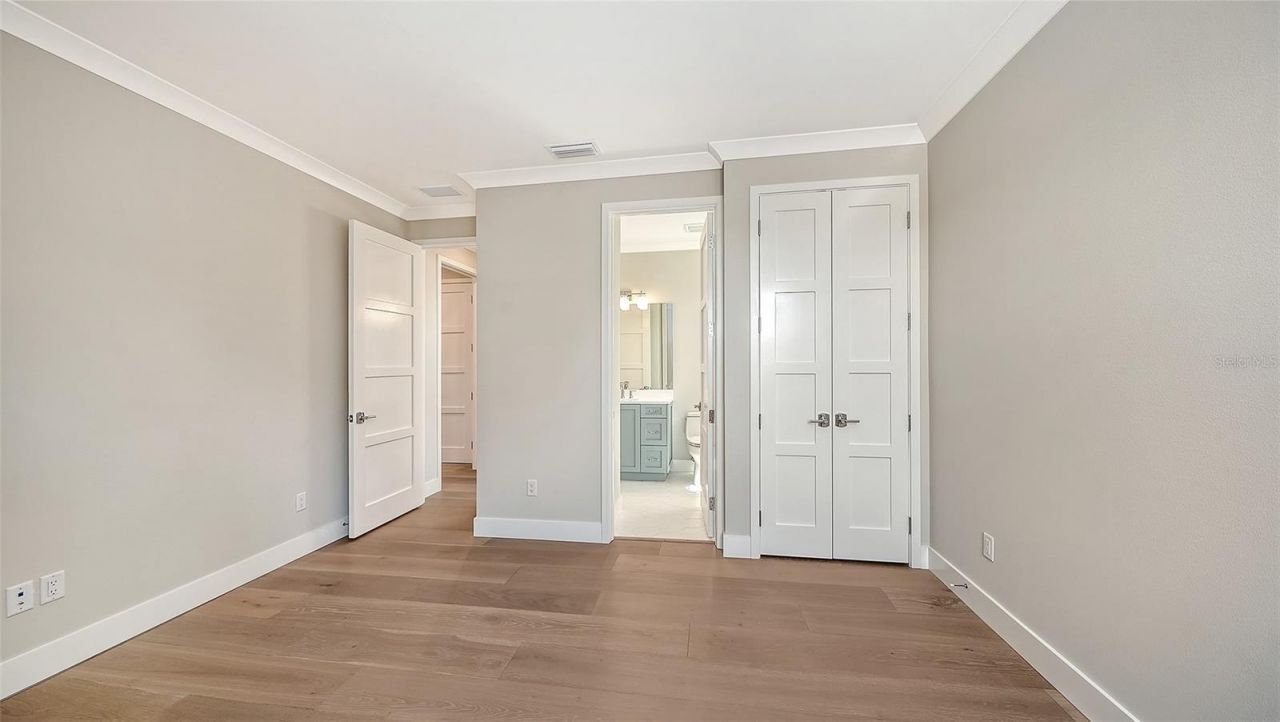 1516 S Orange Avenue, Sarasota, FL 34239 Photo