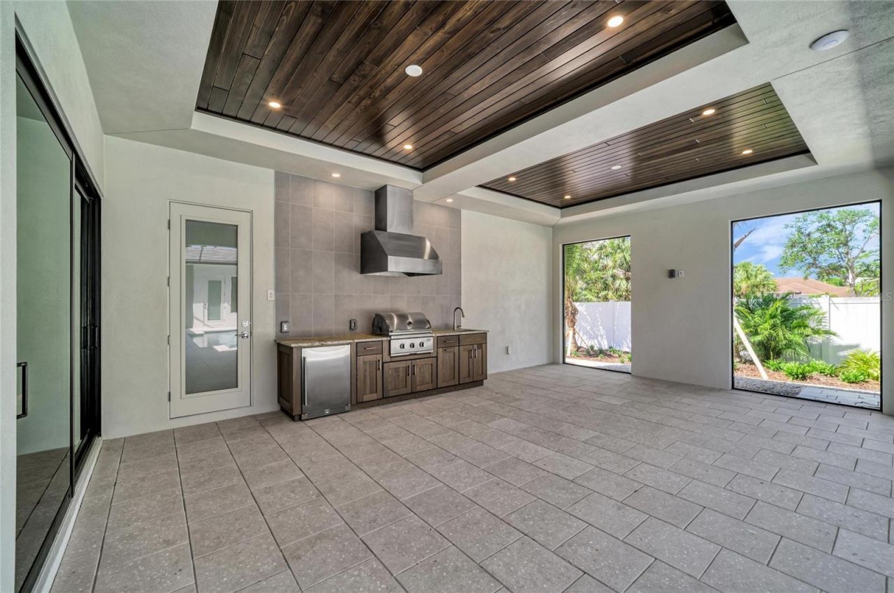 1516 S Orange Avenue, Sarasota, FL 34239 Photo