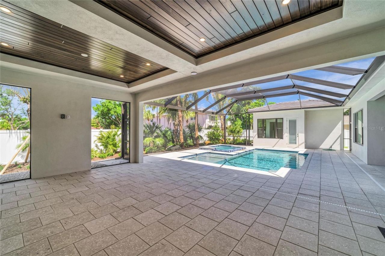 1516 S Orange Avenue, Sarasota, FL 34239 Photo