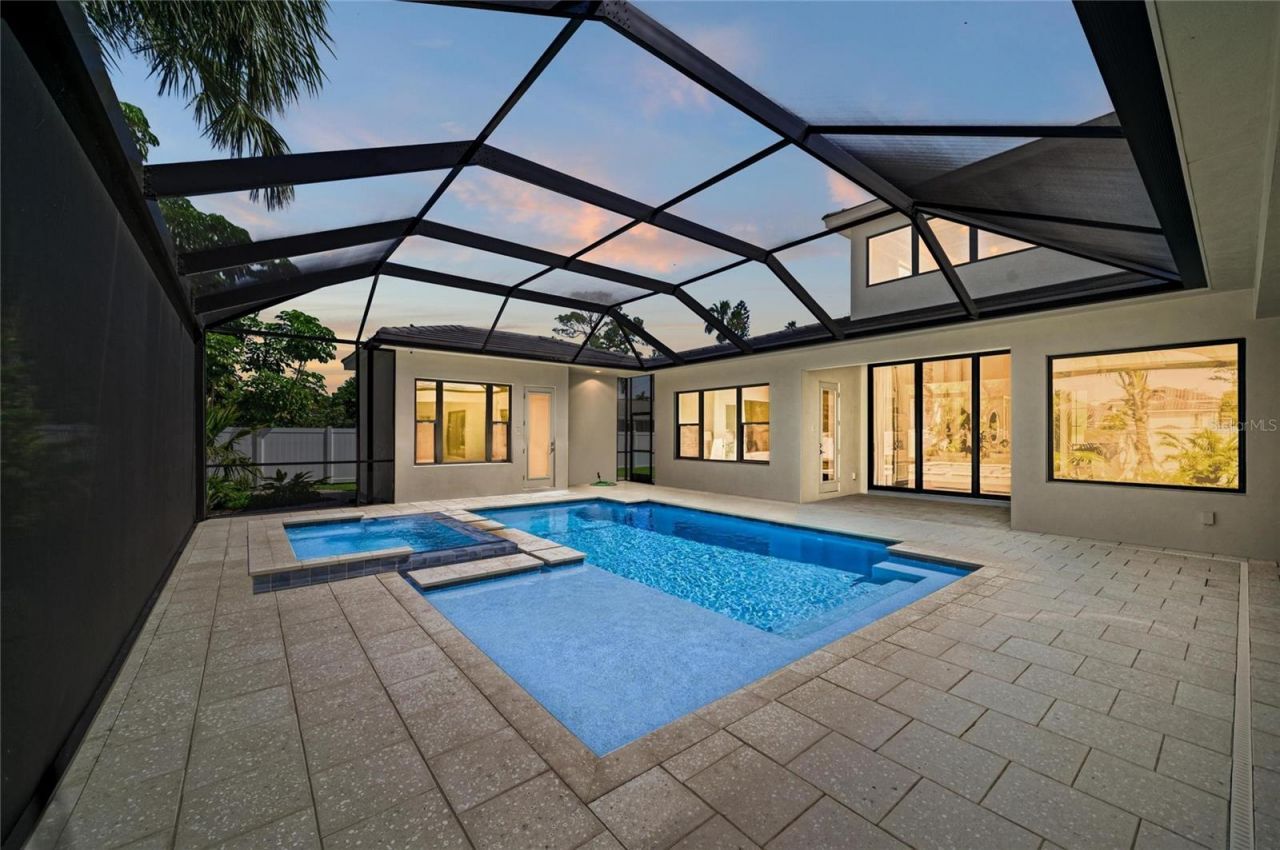1516 S Orange Avenue, Sarasota, FL 34239 Photo
