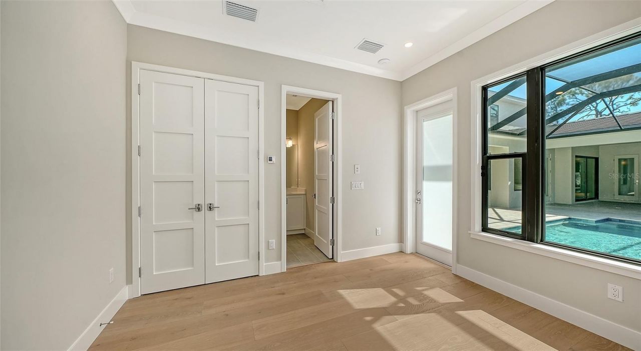 1516 S Orange Avenue, Sarasota, FL 34239 Photo