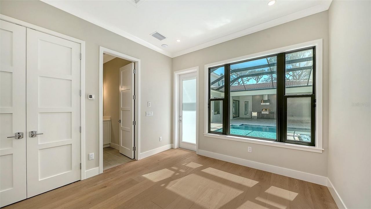 1516 S Orange Avenue, Sarasota, FL 34239 Photo