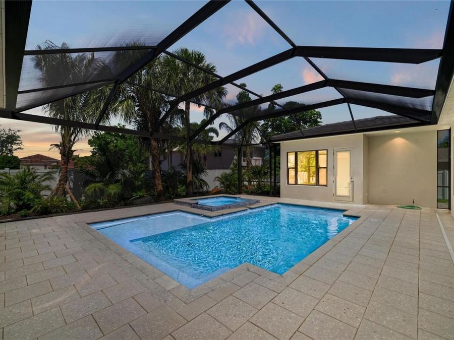 Property Image 76