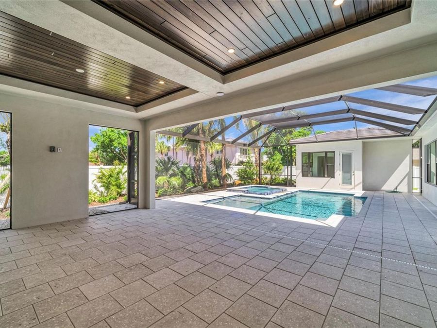 Property Image 77