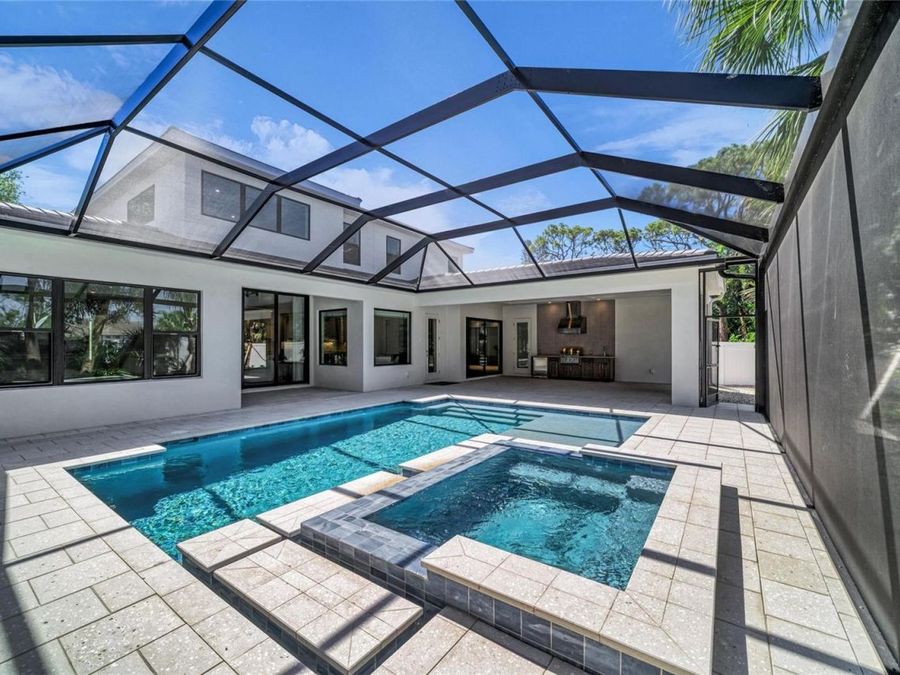 Property Image 80