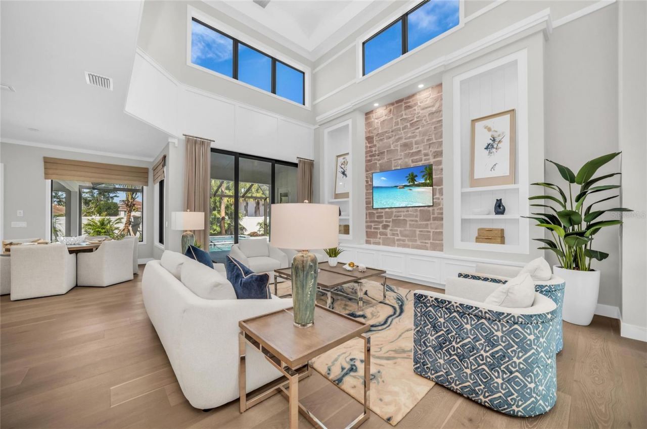 1516 S Orange Avenue, Sarasota, FL 34239 Photo