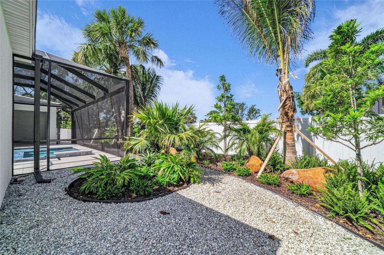 1516 S Orange Avenue, Sarasota, FL 34239 Photo