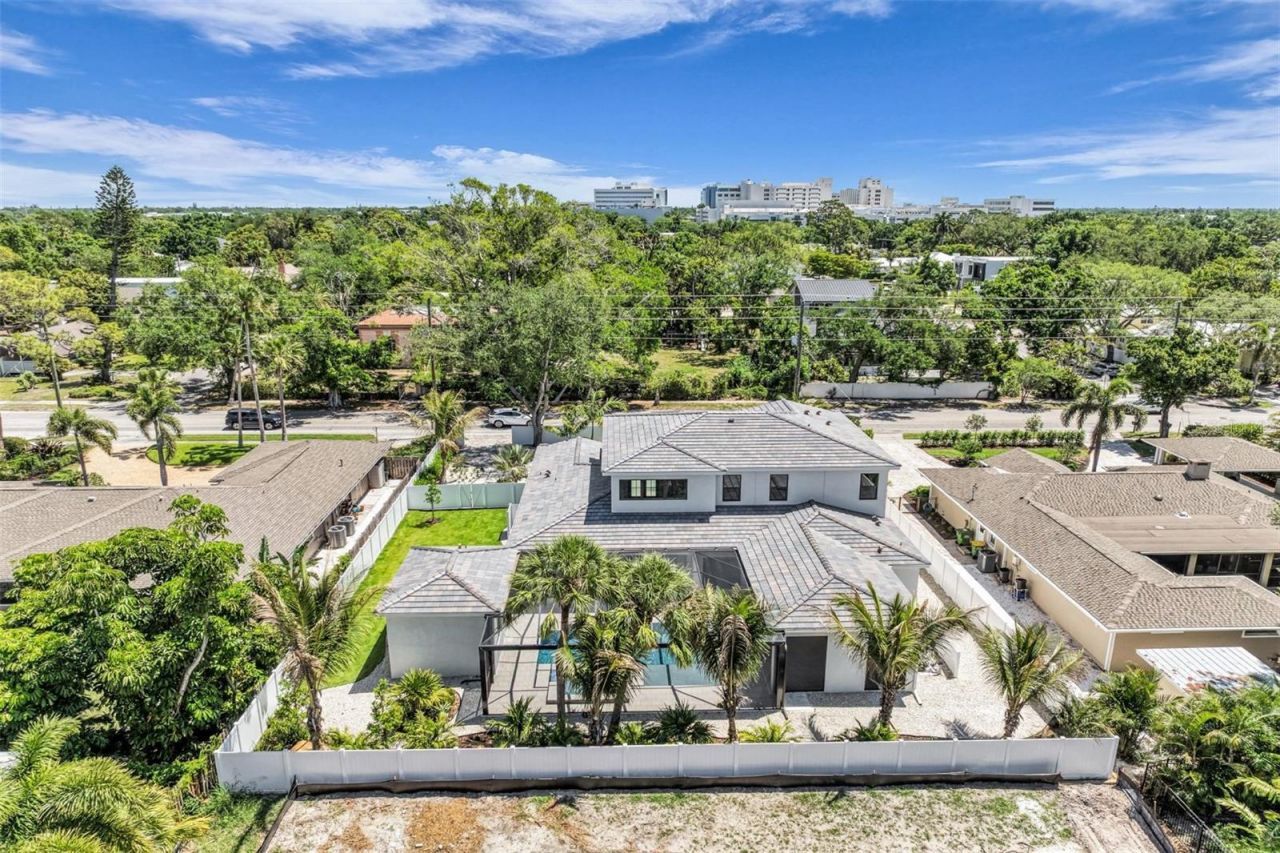 1516 S Orange Avenue, Sarasota, FL 34239 Photo