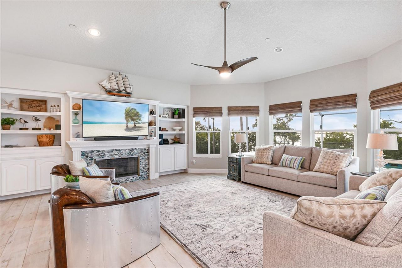 12201 Shoreview Drive, Matlacha, FL 33993 Photo