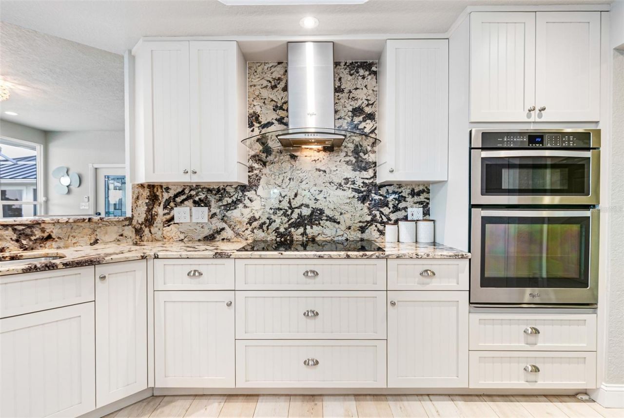 12201 Shoreview Drive, Matlacha, FL 33993 Photo